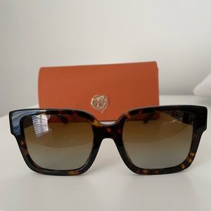Tory Burch TY7156U Sunglasses, Tortoise